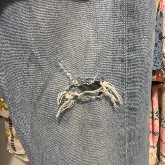 AGOLDE (Los Angelos) Straight Jeans in Light Wash Size 24 Distressed - Picture 9 of 14